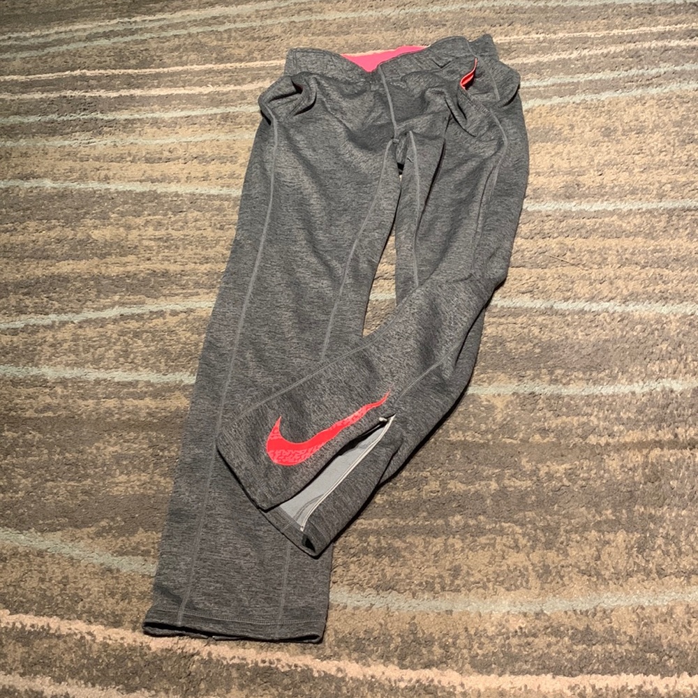 Nike Women's Gray With Pink Swoosh Therma-Fit Jogging Pants